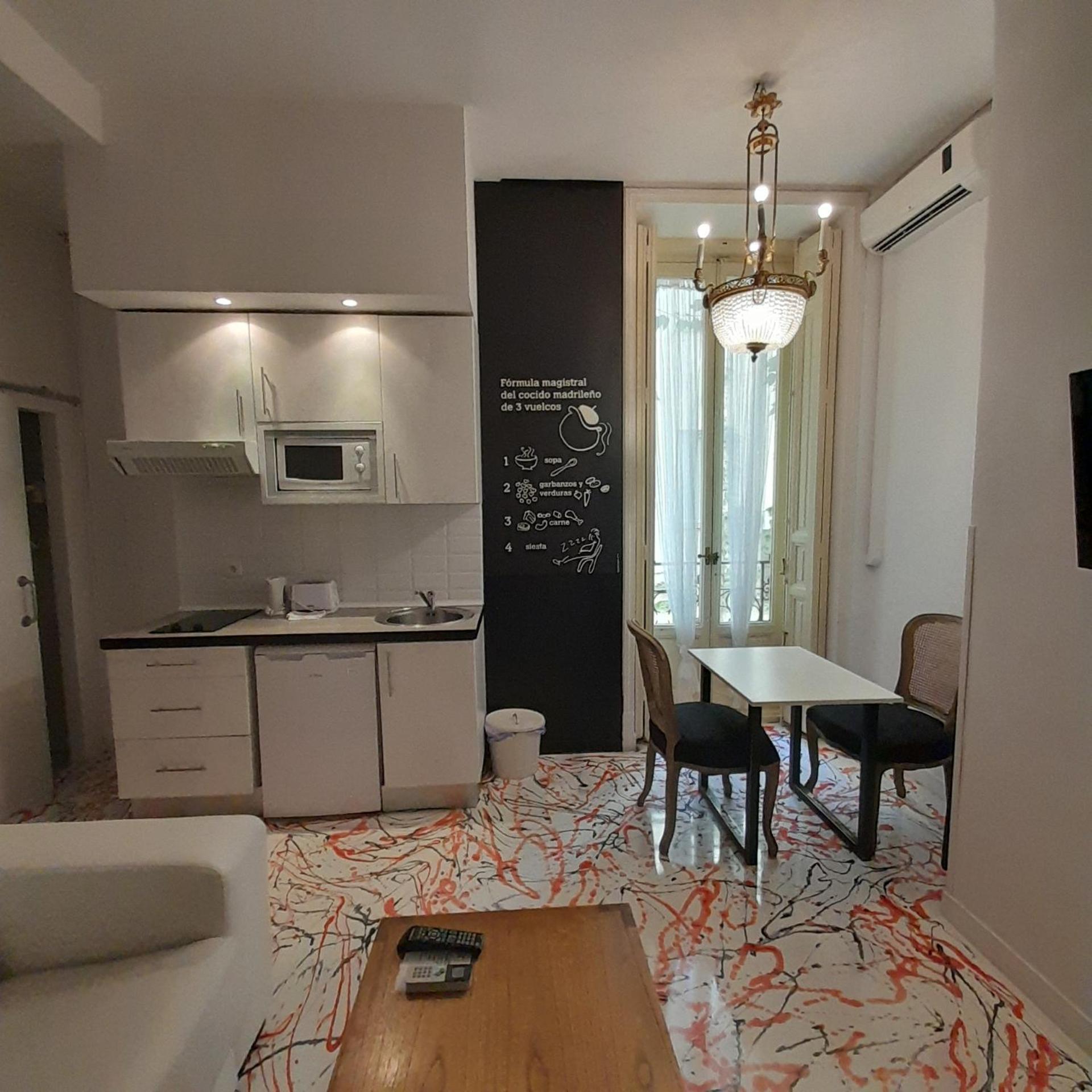 Apartamentos Matute 11 Madrid Exteriér fotografie